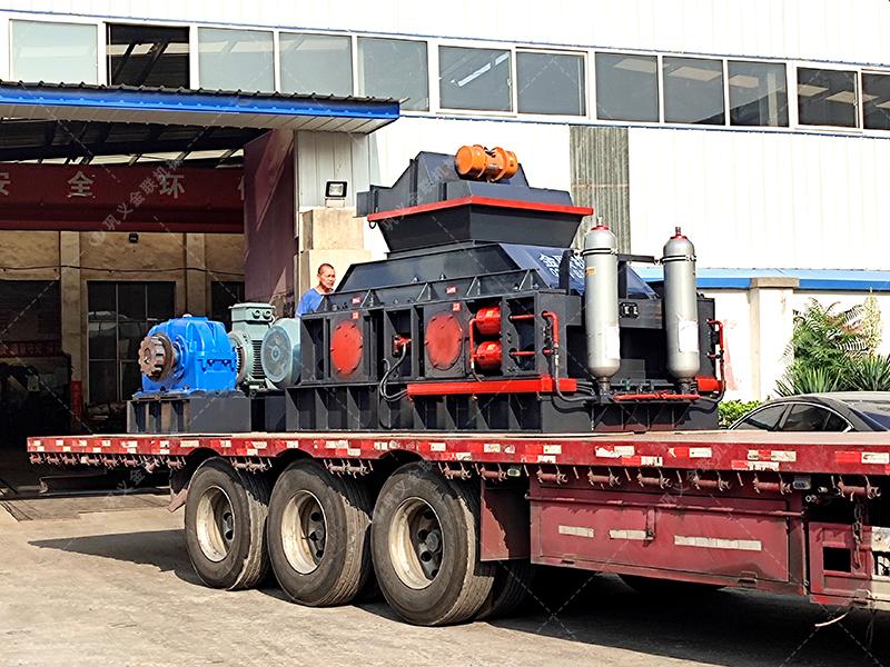 制砂用什么設(shè)備效果好？這款全自動(dòng)數(shù)控對(duì)輥制砂機(jī)很不錯(cuò)