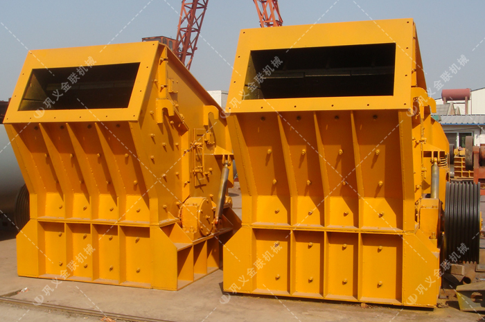 青石破碎機(jī)|青石頭破碎機(jī)生產(chǎn)廠家|青石破碎機(jī)生產(chǎn)線價格|多少錢一臺