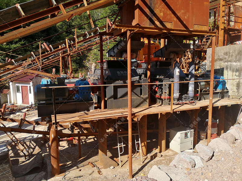 水利工程需要高精度砂石？對輥制砂機如何確保成品質(zhì)量？