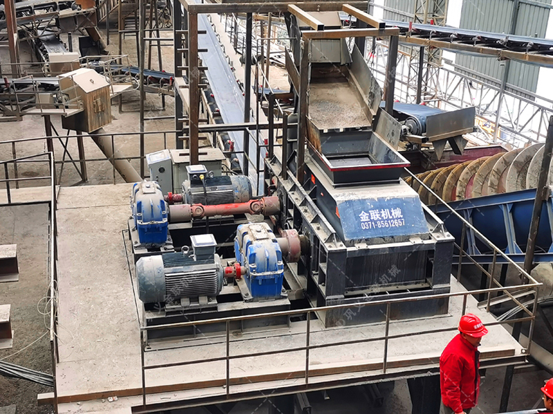 選購液壓對輥制砂機時容易被忽視的參數是什么？